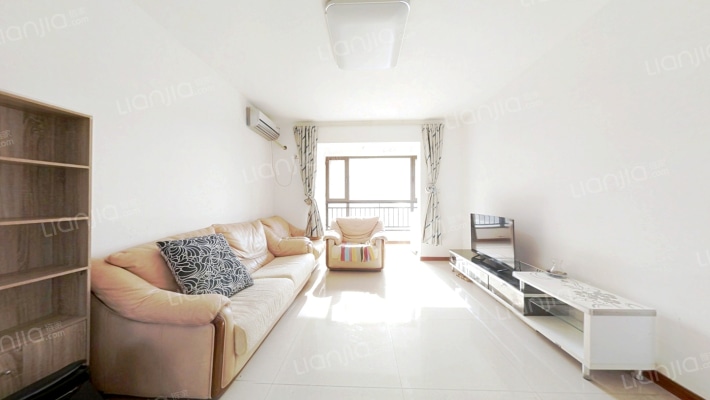 房子南北通透三居，户型方正没有浪费空间-客厅