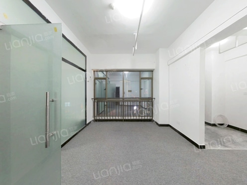 整租·国龙大厦 1室1厅 南