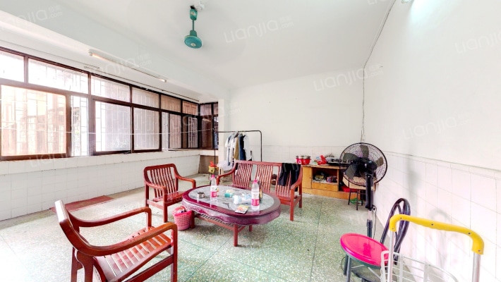 十二工区楼二手房实景图