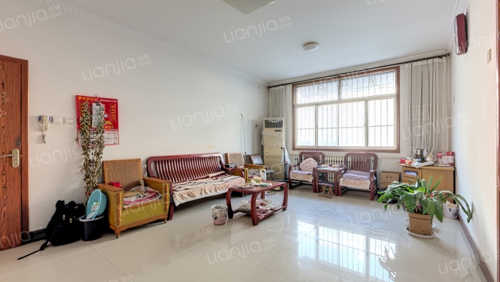 光源小区二手房实景图