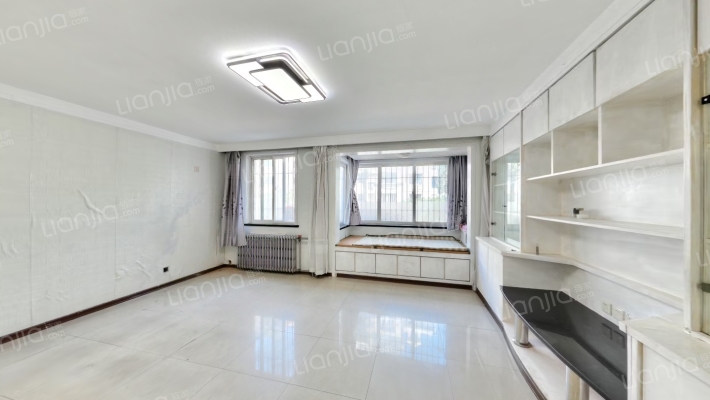 恒苑小区二手房实景图