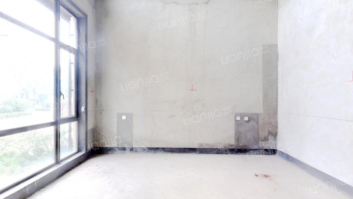 金地前海山二手房实景图