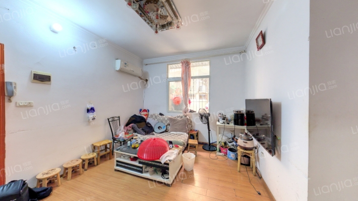 陨西家园二手房实景图