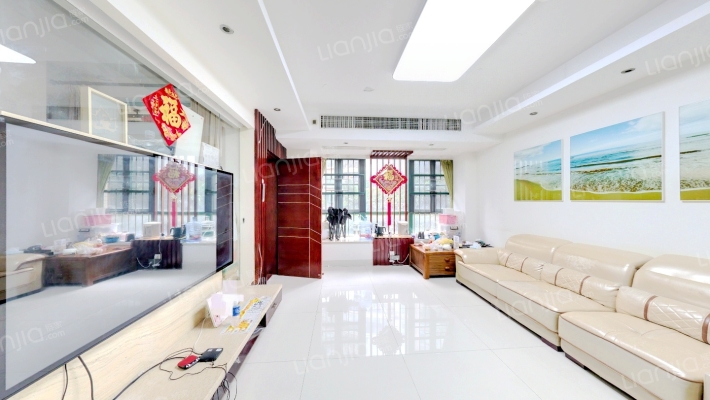 荣泰河庭二手房实景图