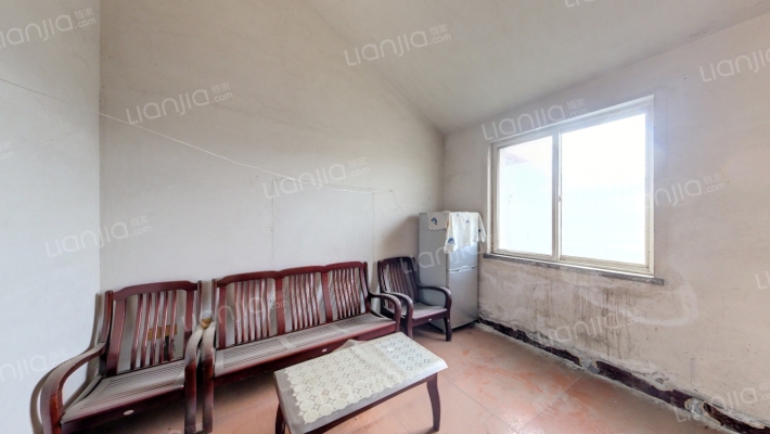 宏远龙翔园二手房实景图