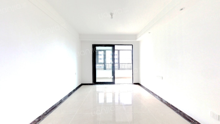 保利罗兰香谷二手房实景图