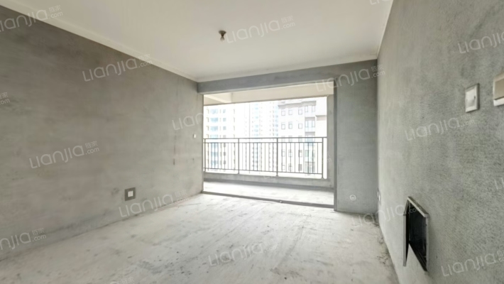 广诚美林里二手房实景图