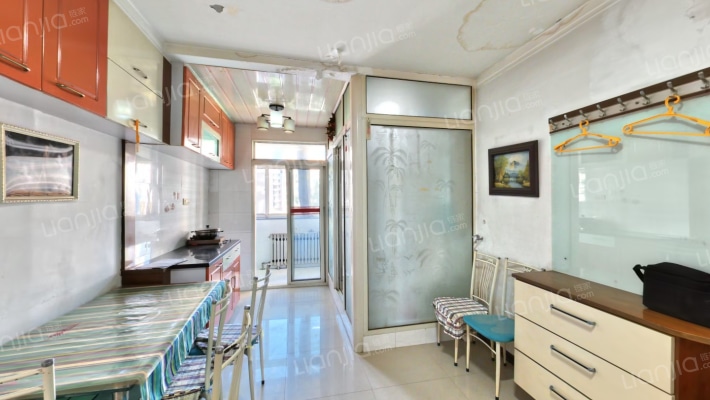 大北关街8二手房实景图