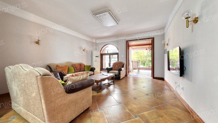 边城香格里二手房实景图