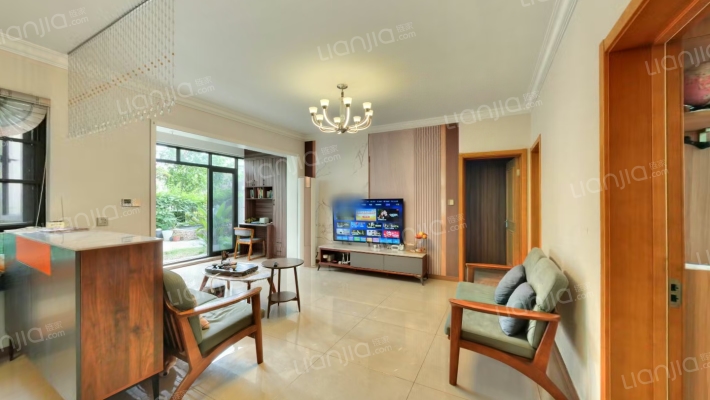 鹭湖宫10区二手房实景图