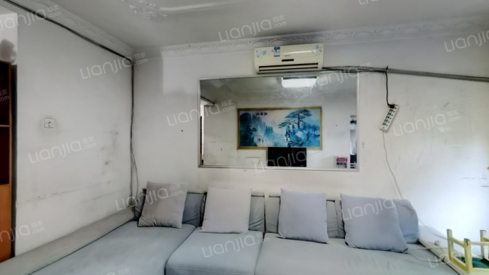 临江路50号二手房实景图