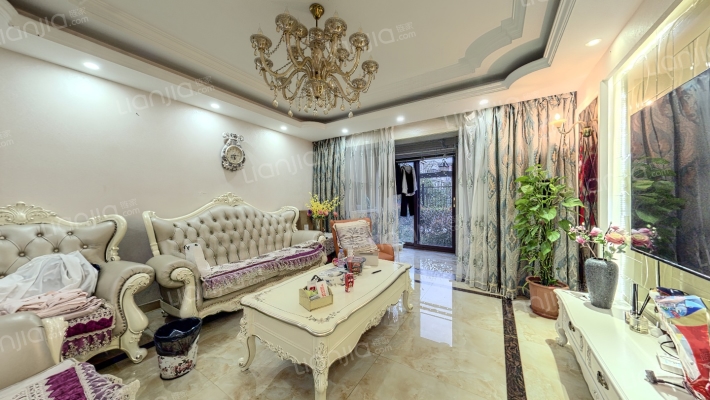 绿地瀛洲名苑二手房实景图