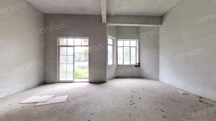 保利城温莎堡二手房实景图