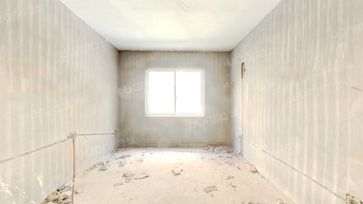 湾里区七彩路富丽花园二手房实景图