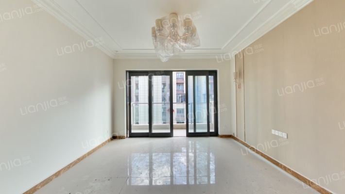 恒大健康城一期A区二手房实景图