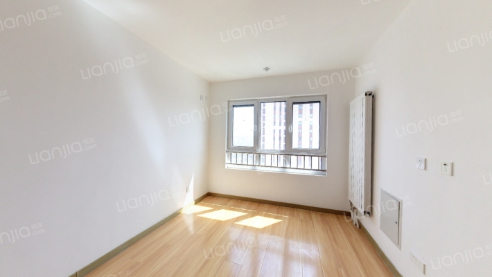 芳和嘉园二手房实景图