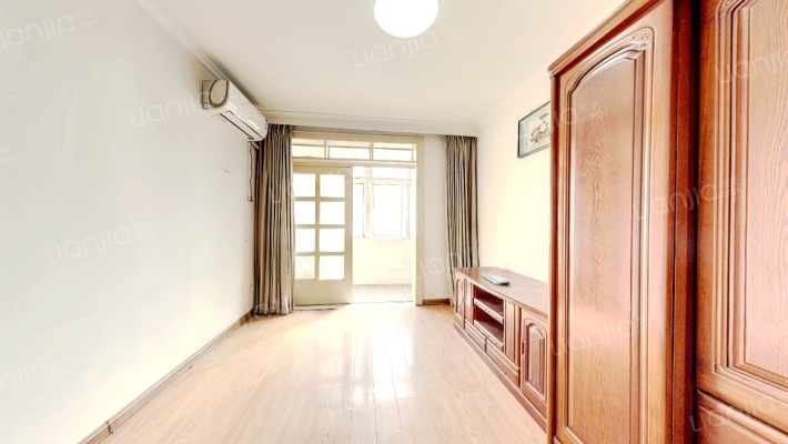 嫩江路二手房实景图