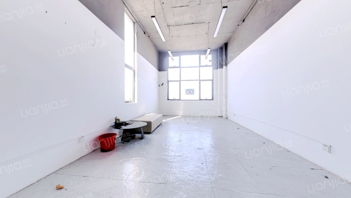 时间谷创意大厦二手房实景图