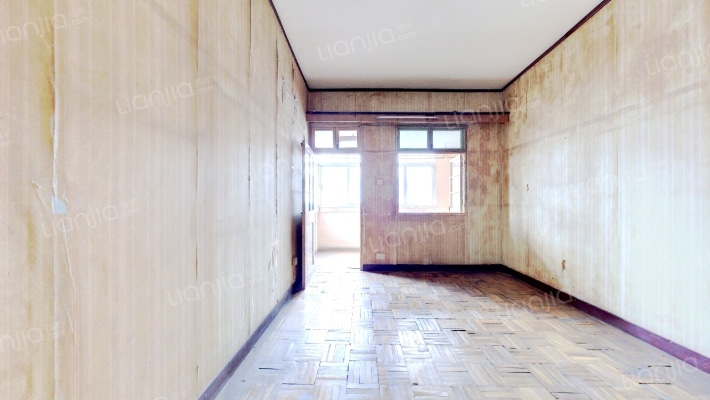 密渡桥路2号二手房实景图