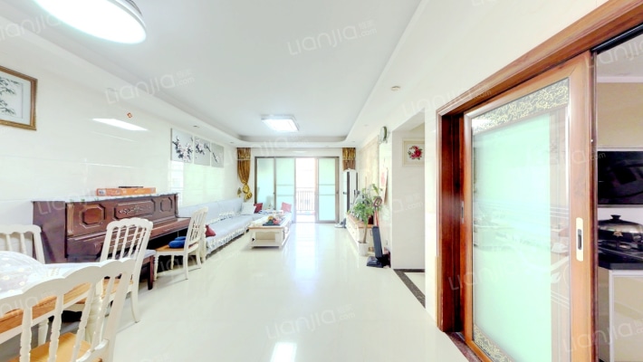 嘉泰新苑二手房实景图