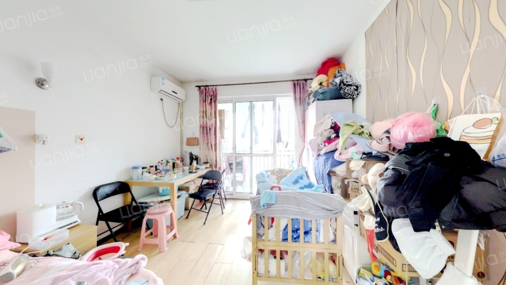 幸福里二手房实景图