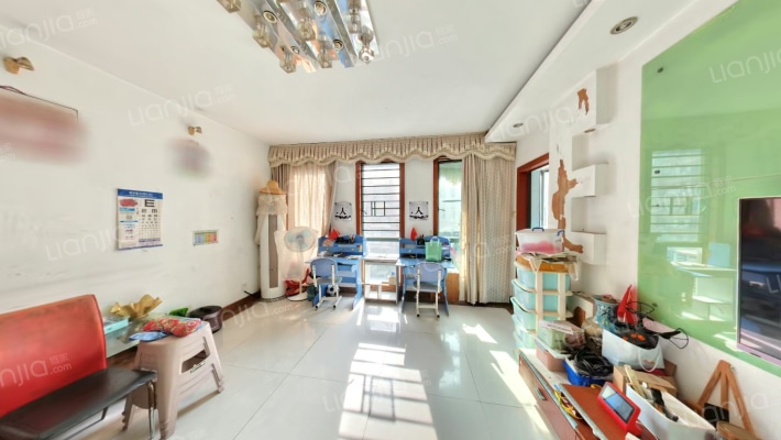 红谷春天花园二手房实景图