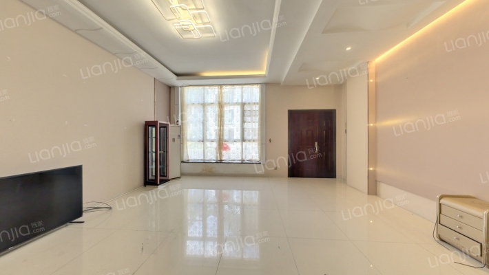 万和国际公馆二手房实景图