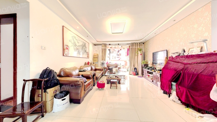 阿尔卡迪亚B区二手房实景图