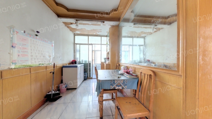 土地小区二手房实景图