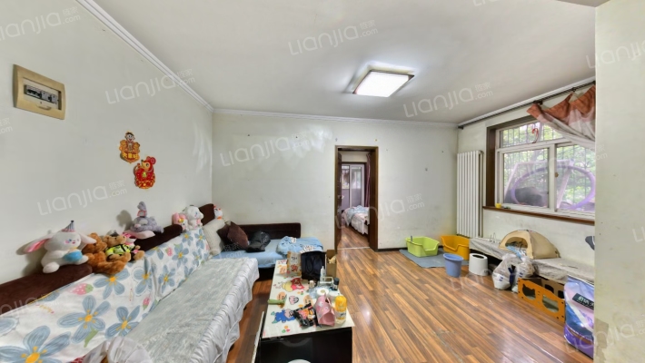 霁虹园小区二手房实景图