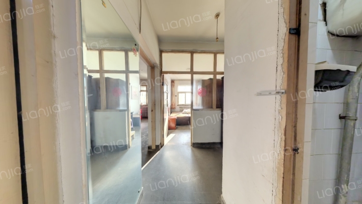 小光明街22号院二手房实景图