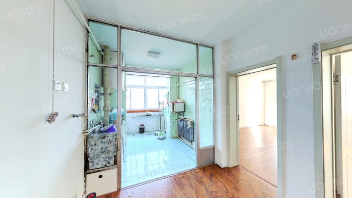 靠山街二手房实景图