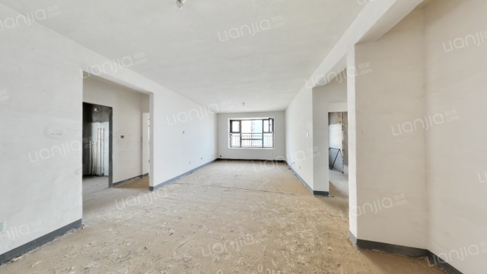 绿地新礼华府二区二手房实景图