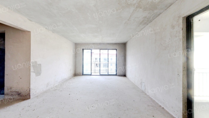 贵大南苑二手房实景图