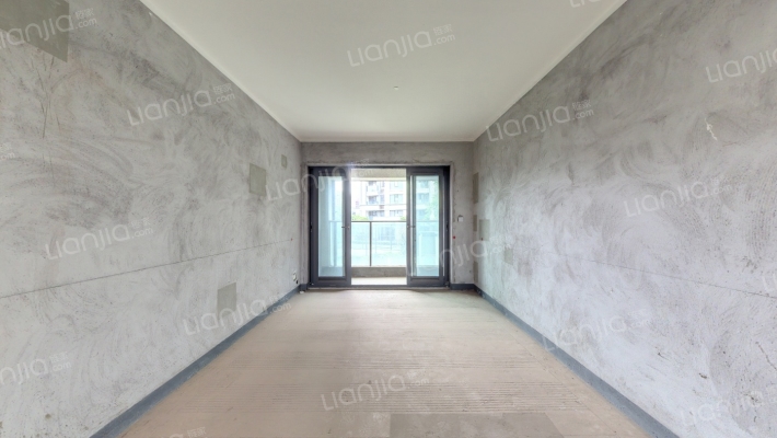 融创溪山春晓三期二手房实景图