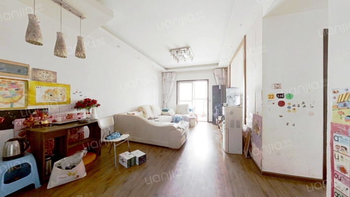 龙江庭苑C区二手房实景图