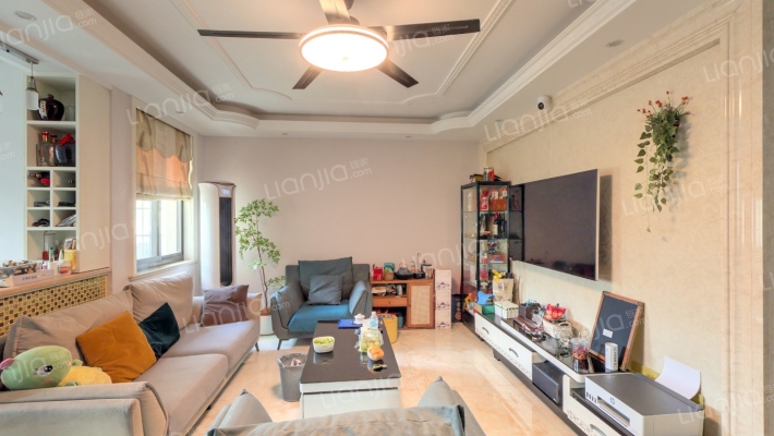 二甲新苑二手房实景图