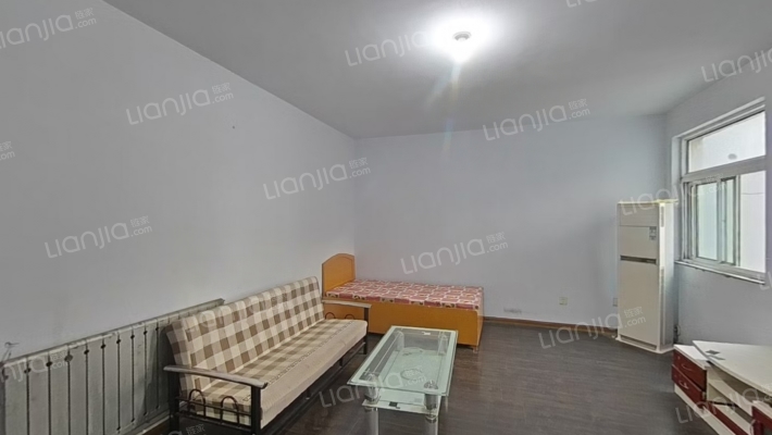 金能小区二手房实景图