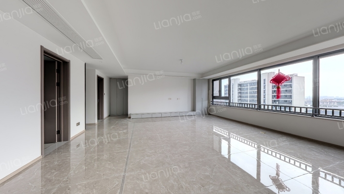 春景雅苑二手房实景图