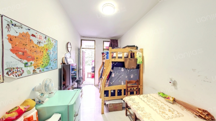 白鹤山路二手房实景图