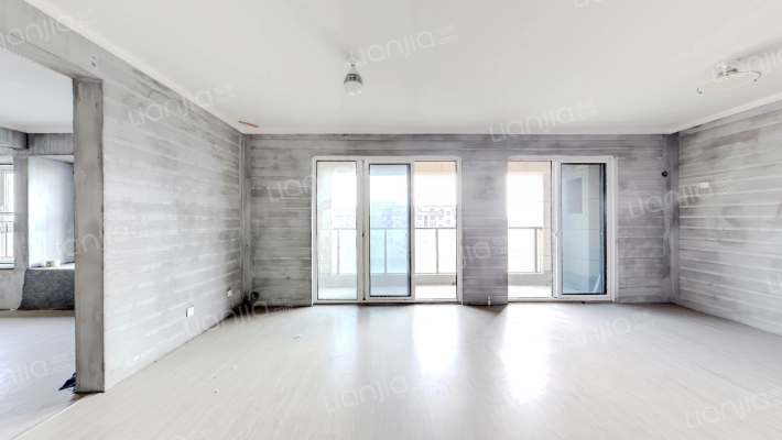 中天钱潮府二手房实景图