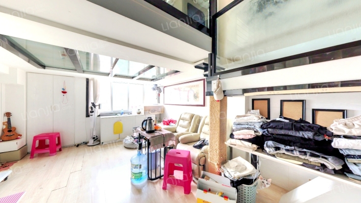 鸿城广场二手房实景图