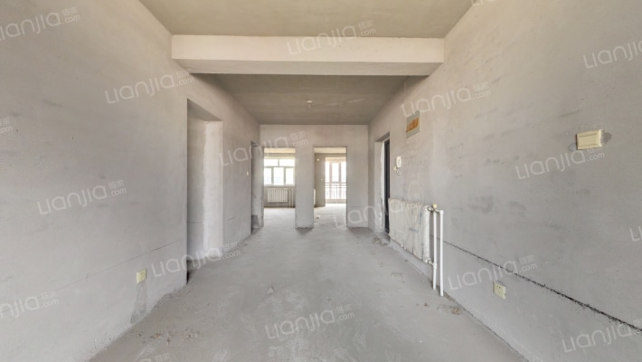 龙凤嘉苑二手房实景图