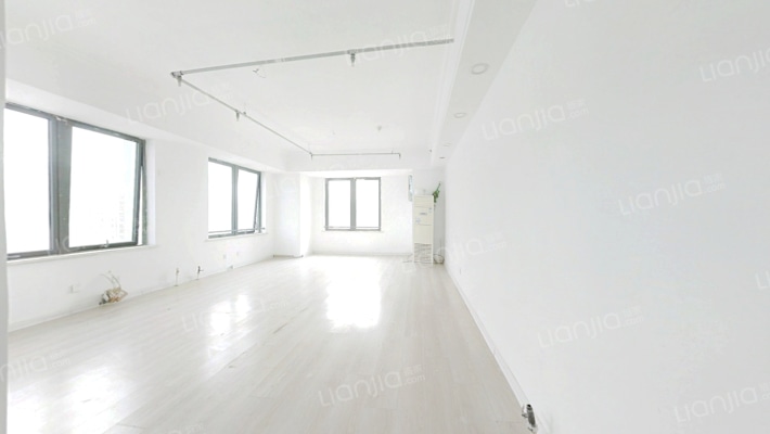 万达广场二手房实景图