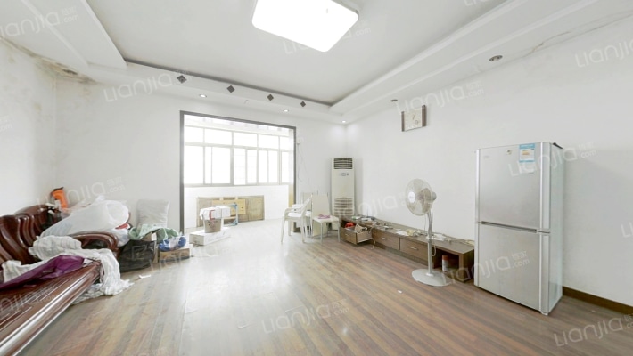 南洋花园二手房实景图