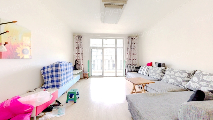 熊猫基地生态园小区二手房实景图