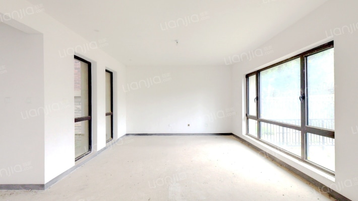 大爱城二手房实景图