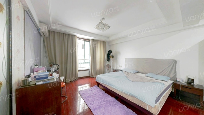 雅格公寓二手房实景图