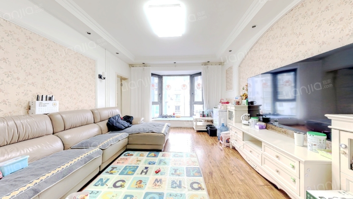 桂湖河畔南区二手房实景图