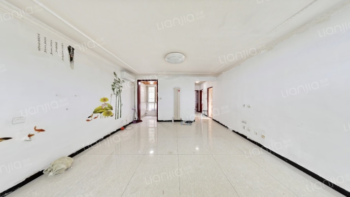 车灯厂家属院二手房实景图